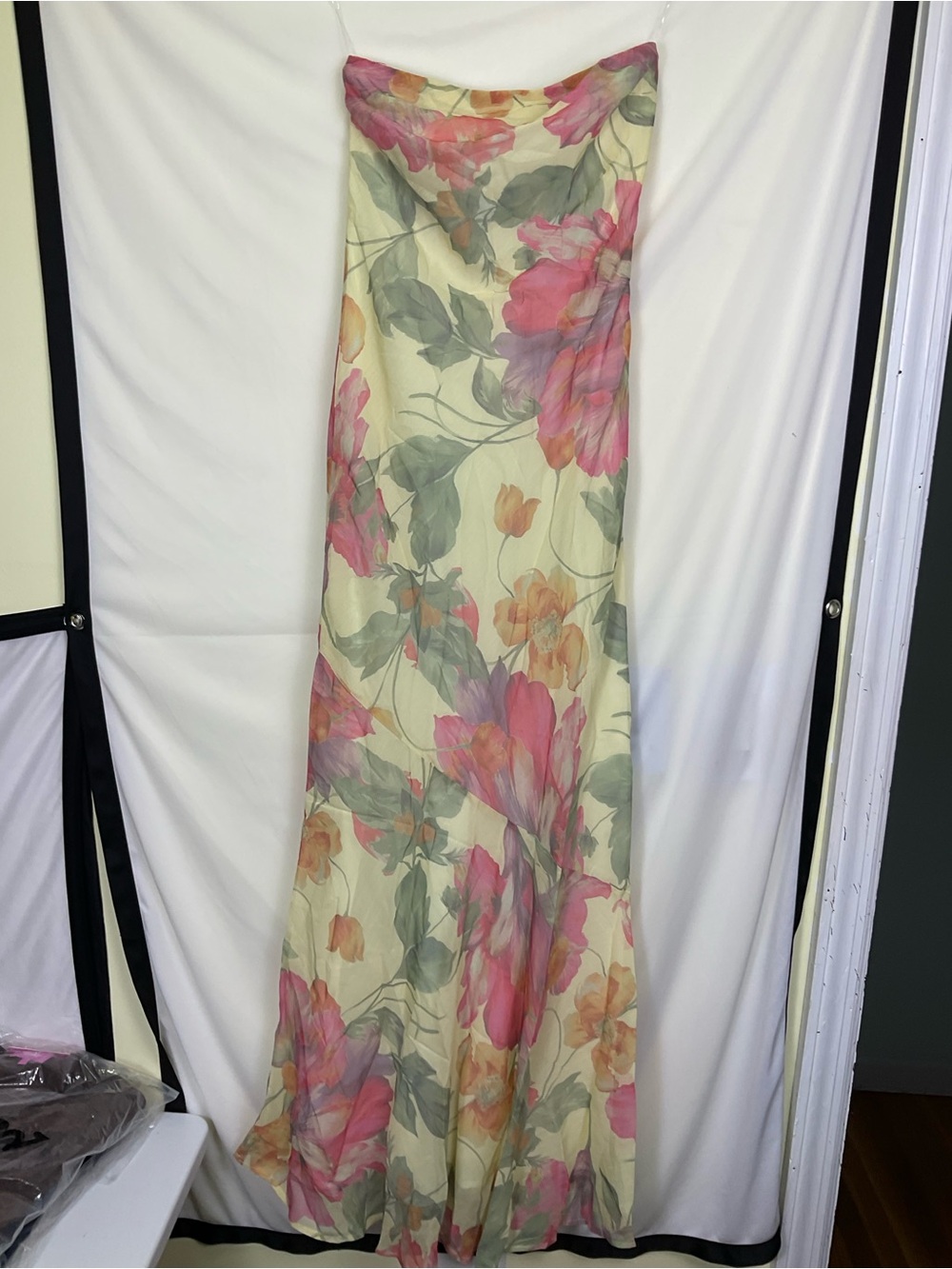 Under The Pagoda Maxi Dress Strapless Maxi Dress in Yellow Peony with Scarf - Picture 4 of 16